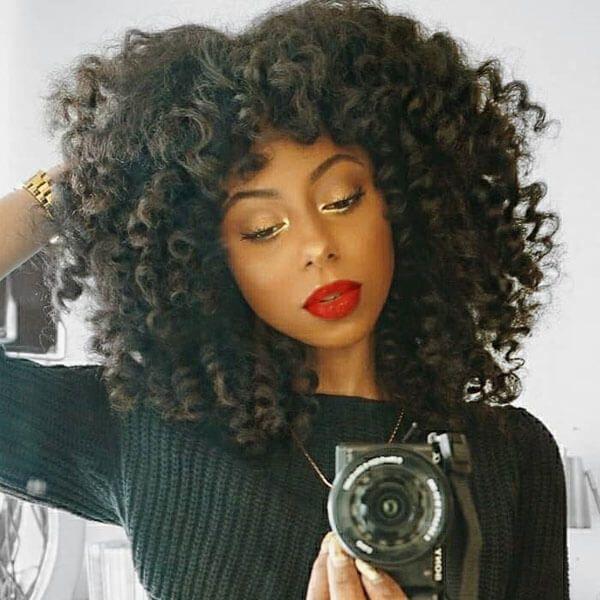 Classic Curly Hair: The Perfect Choice for Timeless Elegance